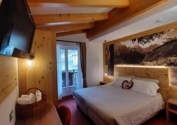 Hotel des Alpes