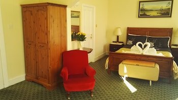 Victoria Hotel