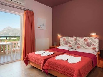 Petritos Rooms And Studios