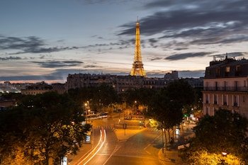 Hotel La Comtesse Paris Tour Eiffel
