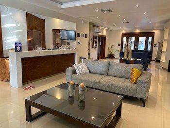 Best Western Plus Cumbres Aeropuerto