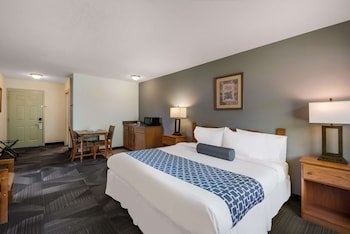 SureStay Plus Hotel by Best Western Berkeley Springs
