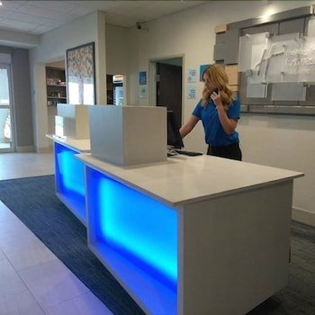 Holiday Inn Express & Suites Corpus Christi-N Padre Island