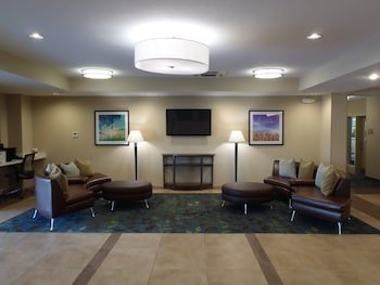 Candlewood Suites Philadelphia - Airport Area
