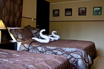 Manglar Lodge