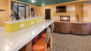 Best Western Plus Sandcastle Beachfront Hotel