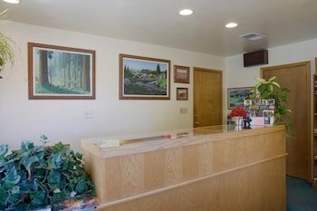 Lazy J Ranch - Americas Best Value Inn