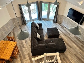 Manhattan Beach Lodge