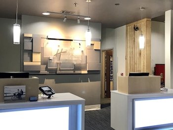 Holiday Inn Express Winona North