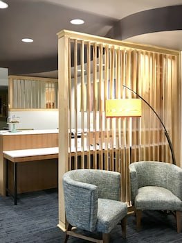Holiday Inn Express Winona North