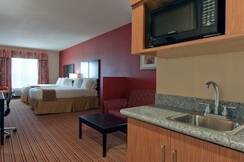 Holiday Inn Express Winona North