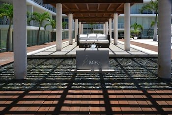 Magia Beachside Condo Hotel