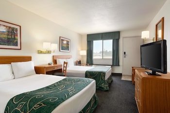 Travelodge by Wyndham Sharon Springs