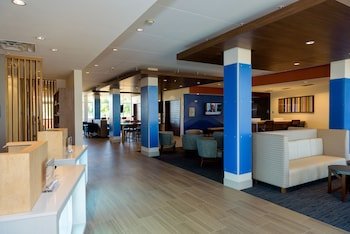 Holiday Inn Express & Suites McKinney Frisco East