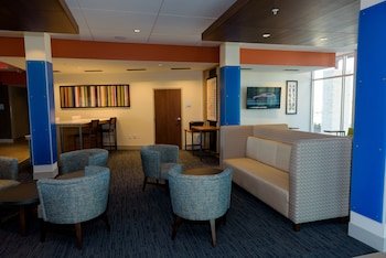 Holiday Inn Express & Suites McKinney Frisco East