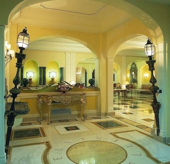Hellenia Hotel