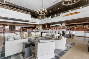 Grand Geneva Luxury Resort & Convention Center