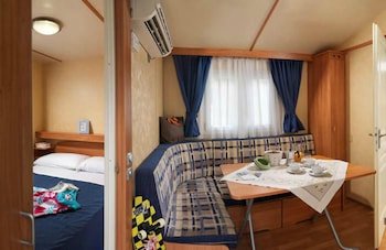Barricata Holiday Village