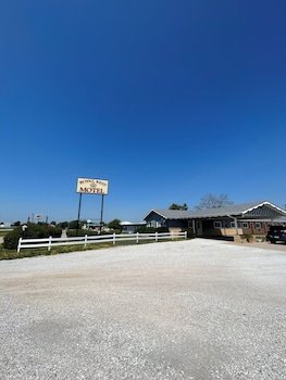 Royal Rest Motel