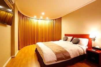 Anmyeon Plaza Hotel
