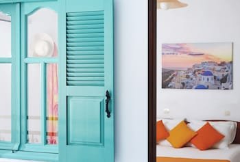 Paul Marie Hotel & Bungalows