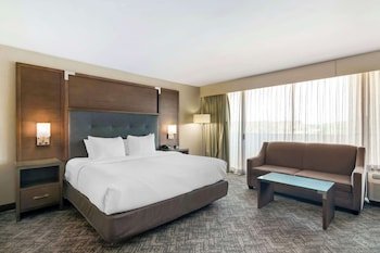 Best Western Premier Kansas City Sports Complex