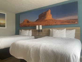 Days Inn by Wyndham Warrensburg