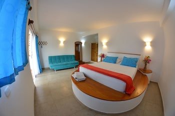 Primaluna Beach Hostel