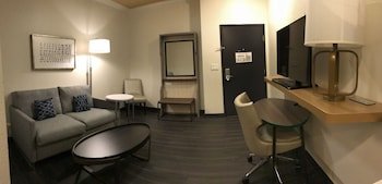 Holiday Inn Hotel & Suites Mckinney-Fairview