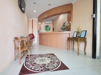 Hotel Grand Nadia By OYO Rooms
