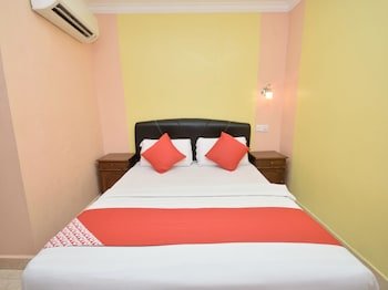 Hotel Grand Nadia By OYO Rooms