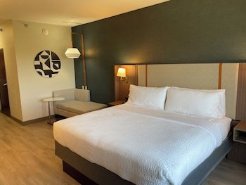 Holiday Inn Oklahoma City Airport