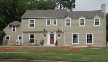 The Oaks Bed and Breakfast