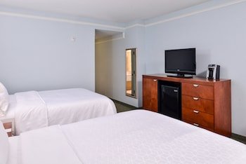 Holiday Inn Express Tampa North - Telecom Park