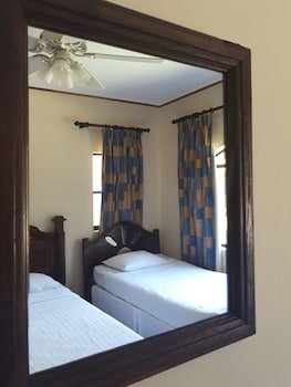 Hacienda Iguana Beach And Golf Resort