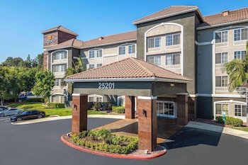La Quinta Inn & Suites by Wyndham Santa Clarita - Valencia