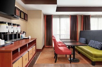 Hampton Inn Houston / Stafford