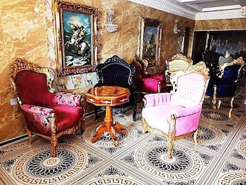 Grand Emperor Hotel