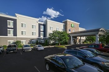 Holiday Inn Express Hotel & Suites Charlotte Southeast - Matthew
