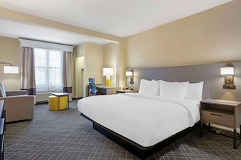Comfort Suites Hanes Mall