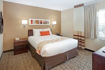 MainStay Suites Northbrook Wheeling
