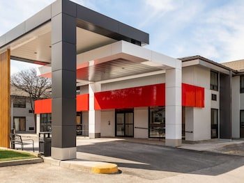 Comfort Inn West