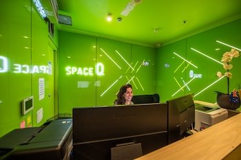 Space Q Capsule Hotel