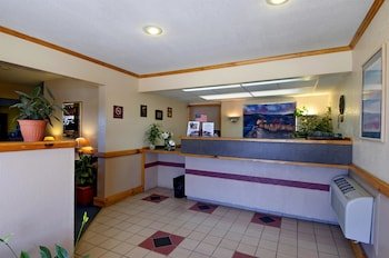Americas Best Value Inn-Garden City