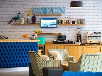 The Carlton Hotel