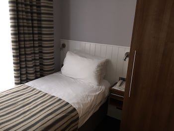 The Carlton Hotel