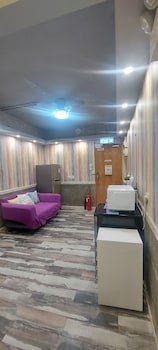 Apple Hostel