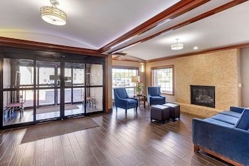 Comfort Inn & Suites Gillette Near Campbell Medical Center