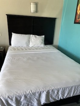 Express Inn West Memphis