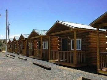 Bryce Gateway Cabins